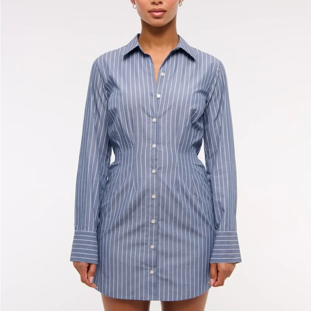 NWT Abercrombie Fitted Long-Sleeve Mini Shirt Dress - Picture 1 of 5
